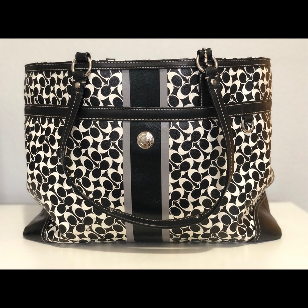 Coach Diaper Bag **EXCELLENT CONDITION